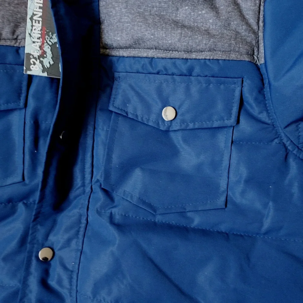 82 DEGREES FAHRENHEIT Men's Size Medium Hooded Waterproof Navy Blue‎ Jacket